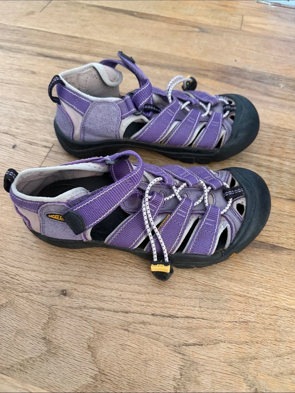 KEEN Newport H2 Waterproof Sport Hiking Sandals Purple Girls Size 3